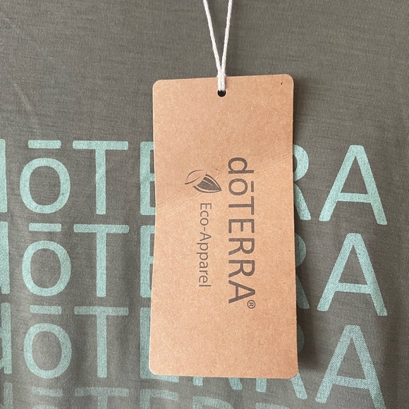 Short Sleeved Men’s Shirt - Picture 3 of 3